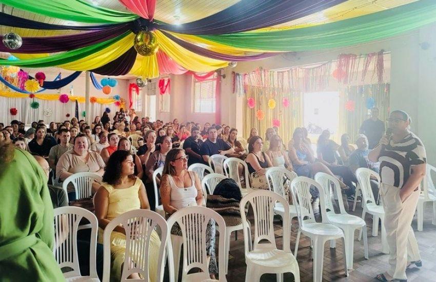 Barra do Ribeiro dá início ao ano letivo com evento inspirador para professores e equipe escolar