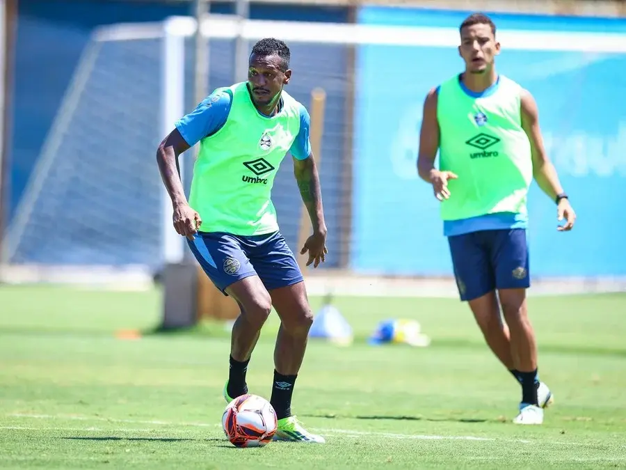 Com os reservas, Grêmio recebe o Novo Hamburgo em busca de vaga nas semifinais do Gauchão