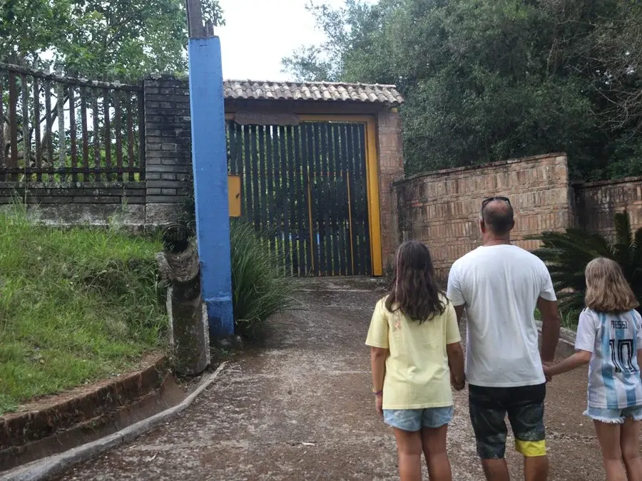“É muito estranho”: vizinhos de sítio da família de desaparecidos em Cachoeirinha relatam preocupação