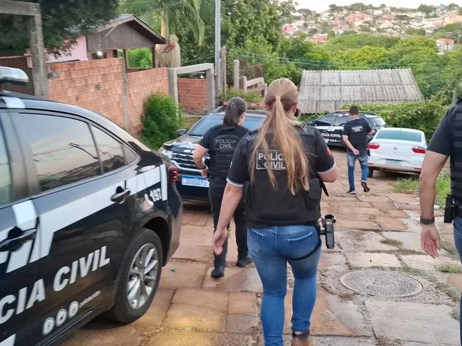 Operação mira suspeitos de torturar adolescente na Lomba do Pinheiro, em Porto Alegre