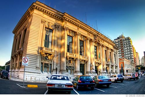 Pesquisa mostra como está o cenário eleitoral no RS a oito meses do pleito