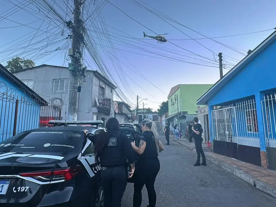 Facção ligada a homicídios por rivalidade do tráfico é alvo de operação em Porto Alegre e Alvorada