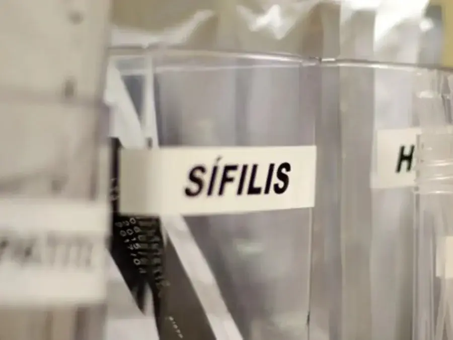 SUS passa a adotar antibiótico para prevenir sífilis e clamídia