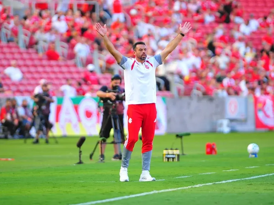 Técnico interino vê Inter ‘perto de sair da situação’, apesar de nova derrota