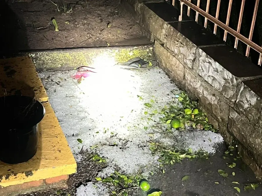 Chuva de granizo é registrada em Espumoso