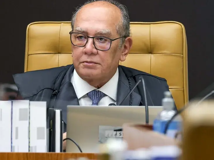 Oposição articula impeachment de Gilmar Mendes após ministro pedir para STF investigar Zema