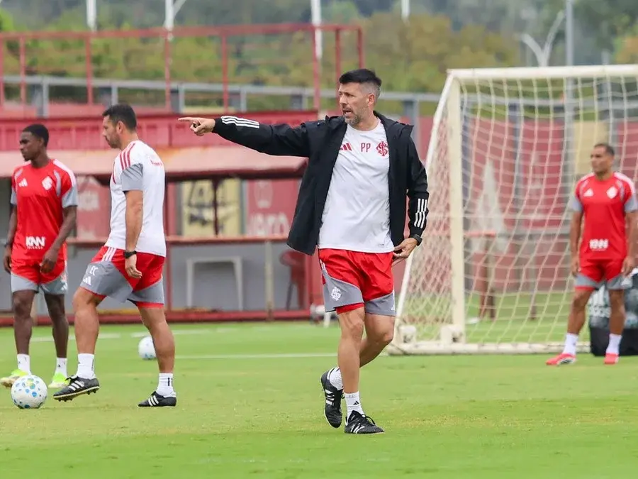 Rodízio e mudanças marcam Inter de Pezzolano em busca de afirmação